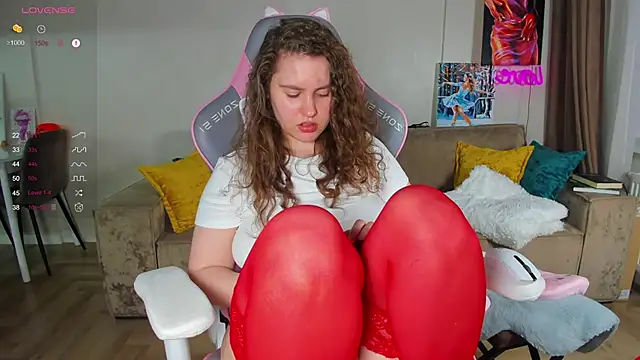 Snapshot of My_Emmy chatting on March 11, 4:40 pm My Emmy online show from March 11, 4:40 pm