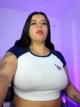 Devilsweet17 online show from January 4, 12:27 am