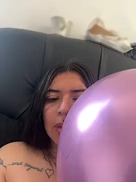 Devilsweet17 online show from November 9, 3:32 pm