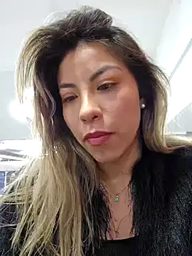 Karen San Miguel online show from January 24, 10:41 pm