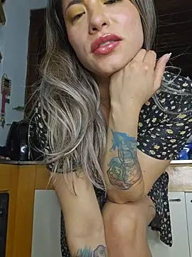 Karen San Miguel online show from March 1, 11:37 pm