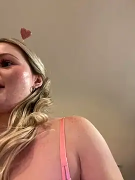 LoveShae  online show from February 15, 1:31 am