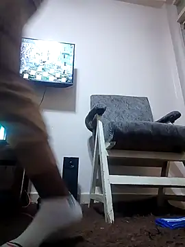 pretty-eyes23 online show from February 2, 4:54 pm