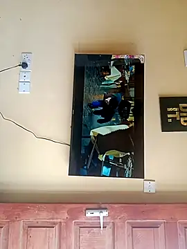 pretty-eyes23 online show from March 16, 12:22 pm