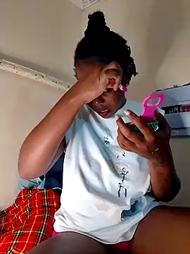 pretty-eyes23 online show from September 29, 9:36 am