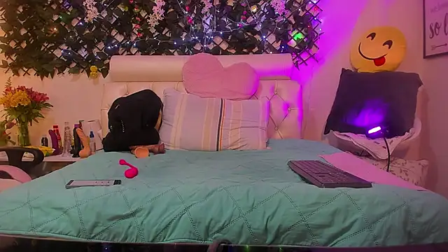 any mour online show from February 5, 3:31 pm