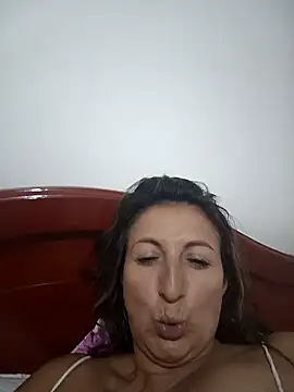 any mour online show from February 8, 5:40 am