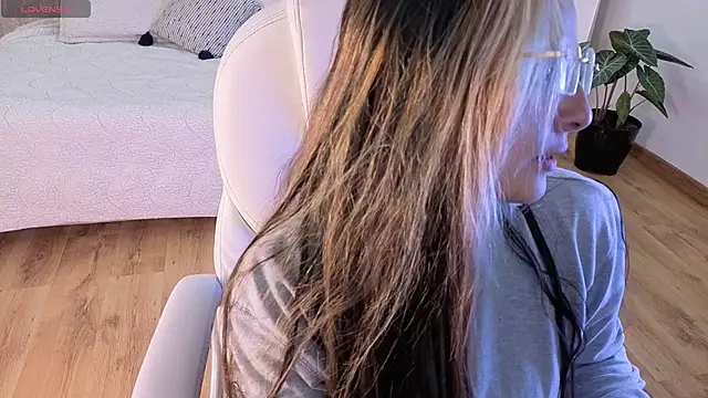 brandy sweet  online show from September 21, 3:13 pm