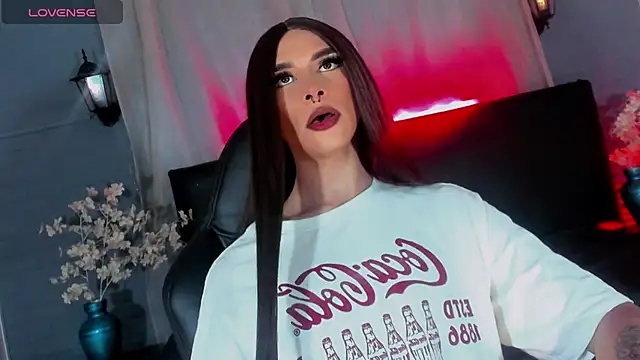 AdharaaMoon online show from December 5, 10:56 pm