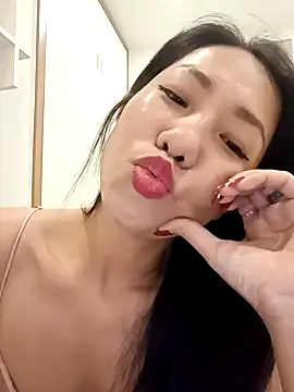 Sugar2k5 online show from February 6, 1:32 pm