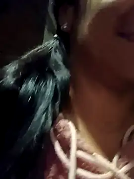 Snapshot of Leslly_ chatting on January 22, 10:18 am Leslly online show from January 22, 10:18 am