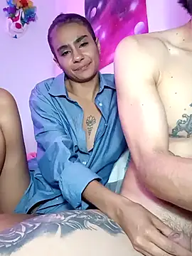 Snapshot of Leslly_ chatting on March 20, 12:08 am Leslly online show from March 20, 12:08 am