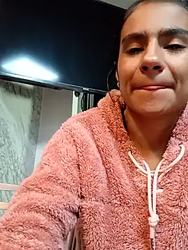 Snapshot of Leslly_ chatting on September 26, 11:20 pm Leslly online show from September 26, 11:20 pm