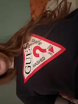 elizabethgoddess online show from September 25, 8:40 am