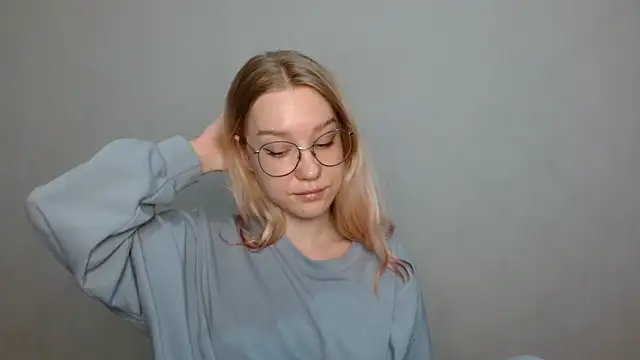 cindi hot online show from January 31, 12:18 pm