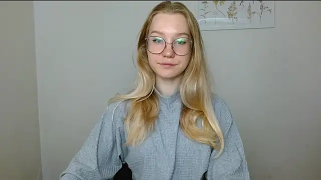 cindi hot online show from September 14, 10:25 am