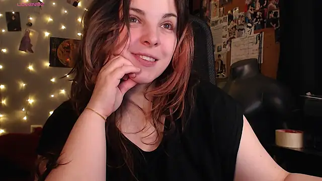 Snapshot of Saya_sweet chatting on October 15, 2:55 am Saya sweet online show from October 15, 2:55 am