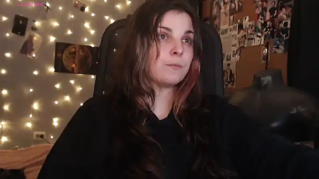 Snapshot of Saya_sweet chatting on October 23, 9:57 pm Saya sweet online show from October 23, 9:57 pm