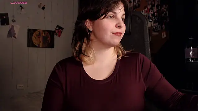 Snapshot of Saya_sweet chatting on December 17, 9:10 pm Saya sweet online show from December 17, 9:10 pm