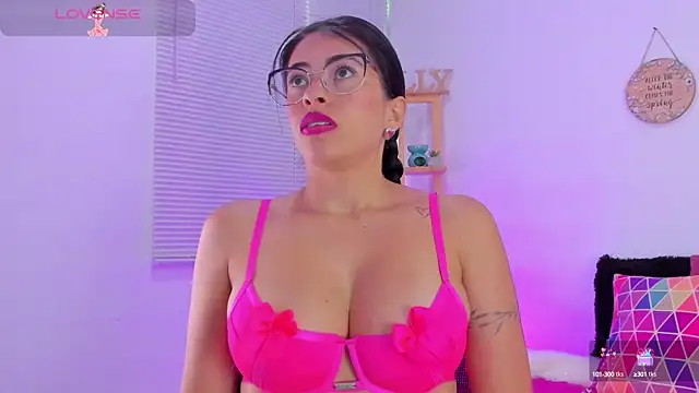 EmillySanders online show from February 10, 3:42 pm