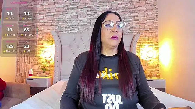 Gina Myers online show from March 11, 12:17 pm