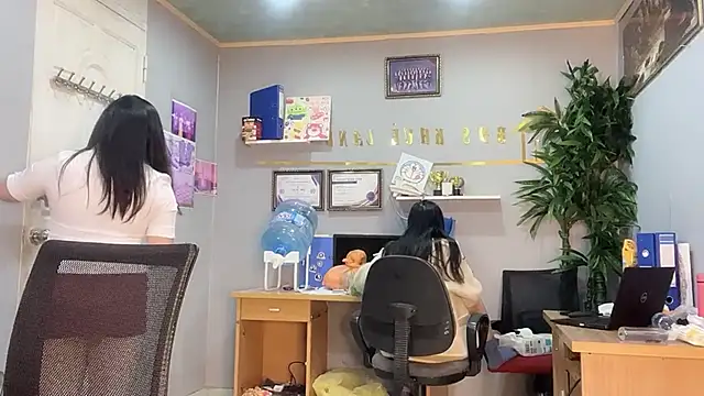 Bamboo Swetie online show from December 19, 3:07 am