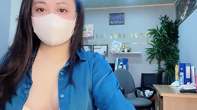 Bamboo Swetie online show from December 22, 4:50 am