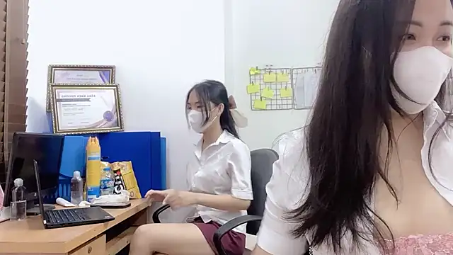 Bamboo Swetie online show from February 13, 1:59 pm