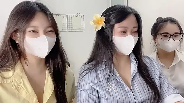 Bamboo Swetie online show from December 2, 2:01 pm