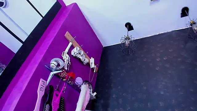 Alexa Slave online show from October 9, 7:56 pm