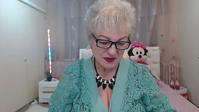 KayleSmoll online show from September 10, 6:19 pm