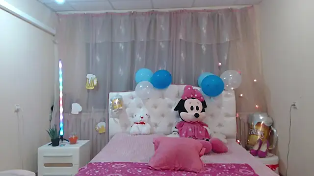 KayleSmoll online show from September 19, 6:41 pm