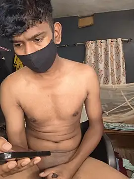 richardjames95 online show from October 30, 6:41 pm