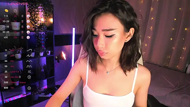 sensualily online show from November 27, 3:47 pm