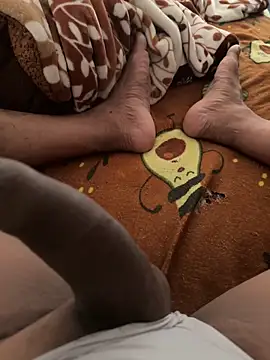 Snapshot of elber-gdo chatting on October 1, 9:21 pm elber-gdo online show from October 1, 9:21 pm