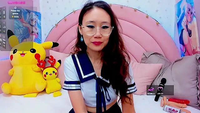 Nao  Chan  online show from January 8, 1:21 am