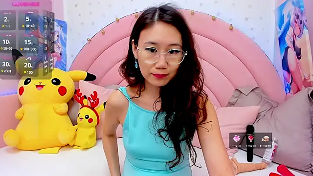 Nao  Chan  online show from January 17, 1:15 am