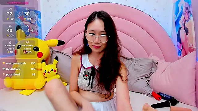 Nao  Chan  online show from March 11, 7:48 am