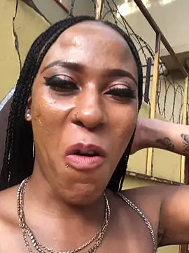 Snapshot of Kylie_Hairy_Bbc chatting on February 1, 5:49 am Kylie Hairy Bbc online show from February 1, 5:49 am