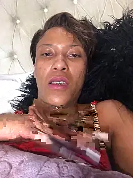 Snapshot of Kylie_Hairy_Bbc chatting on October 14, 1:17 am Kylie Hairy Bbc online show from October 14, 1:17 am