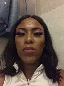 Snapshot of Kylie_Hairy_Bbc chatting on November 9, 1:04 am Kylie Hairy Bbc online show from November 9, 1:04 am