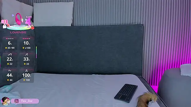 Snapshot of pau_live chatting on October 30, 9:00 am pau live online show from October 30, 9:00 am