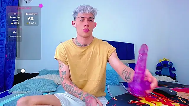 thiagomurphyy online show from December 7, 4:09 am