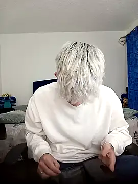 thiagomurphyy online show from January 18, 4:04 am