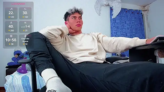 thiagomurphyy online show from March 20, 6:19 am