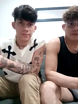 thiagomurphyy online show from October 27, 6:17 am