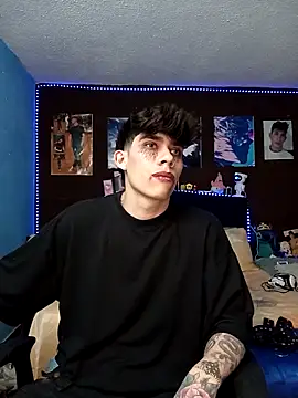 thiagomurphyy online show from November 1, 3:30 am