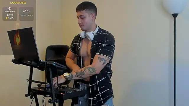 matt saill online show from October 3, 12:51 am