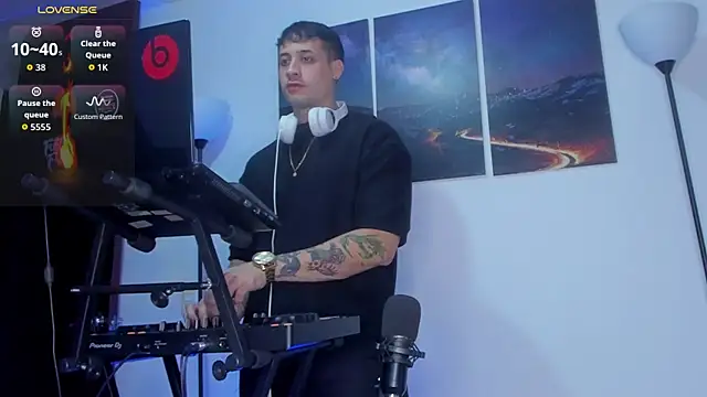 matt saill online show from November 18, 1:22 am