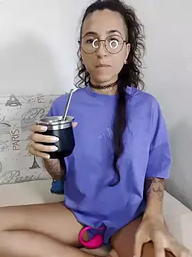 Snapshot of BarbieDarksOk chatting on November 20, 6:07 pm BarbieDarksOk online show from November 20, 6:07 pm